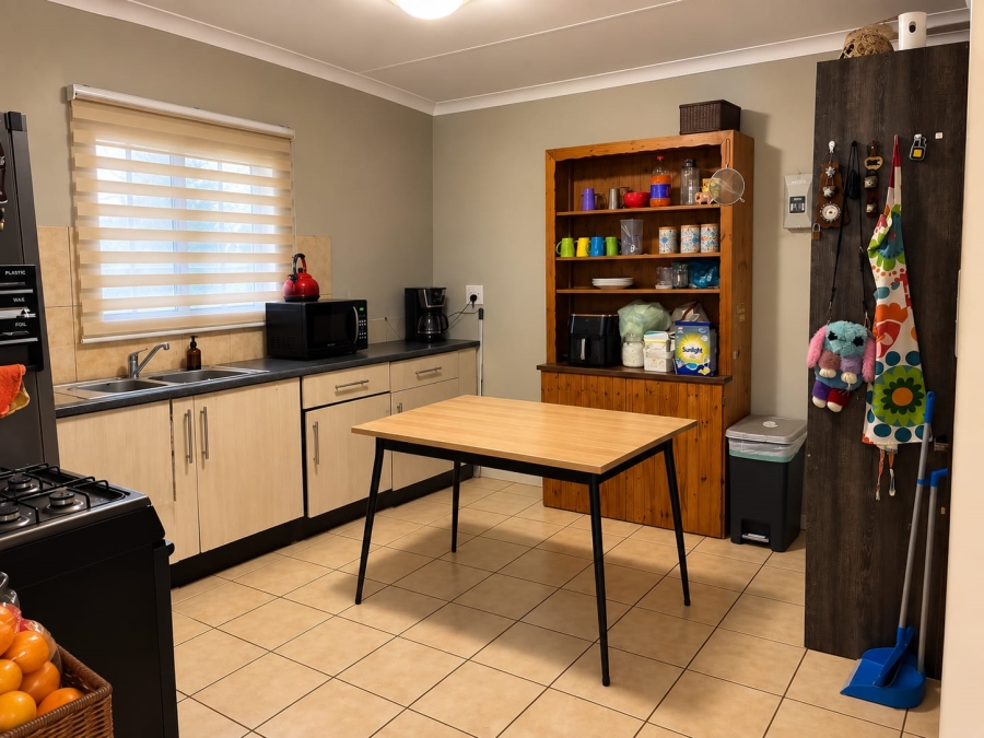 To Let 2 Bedroom Property for Rent in Melodie North West
